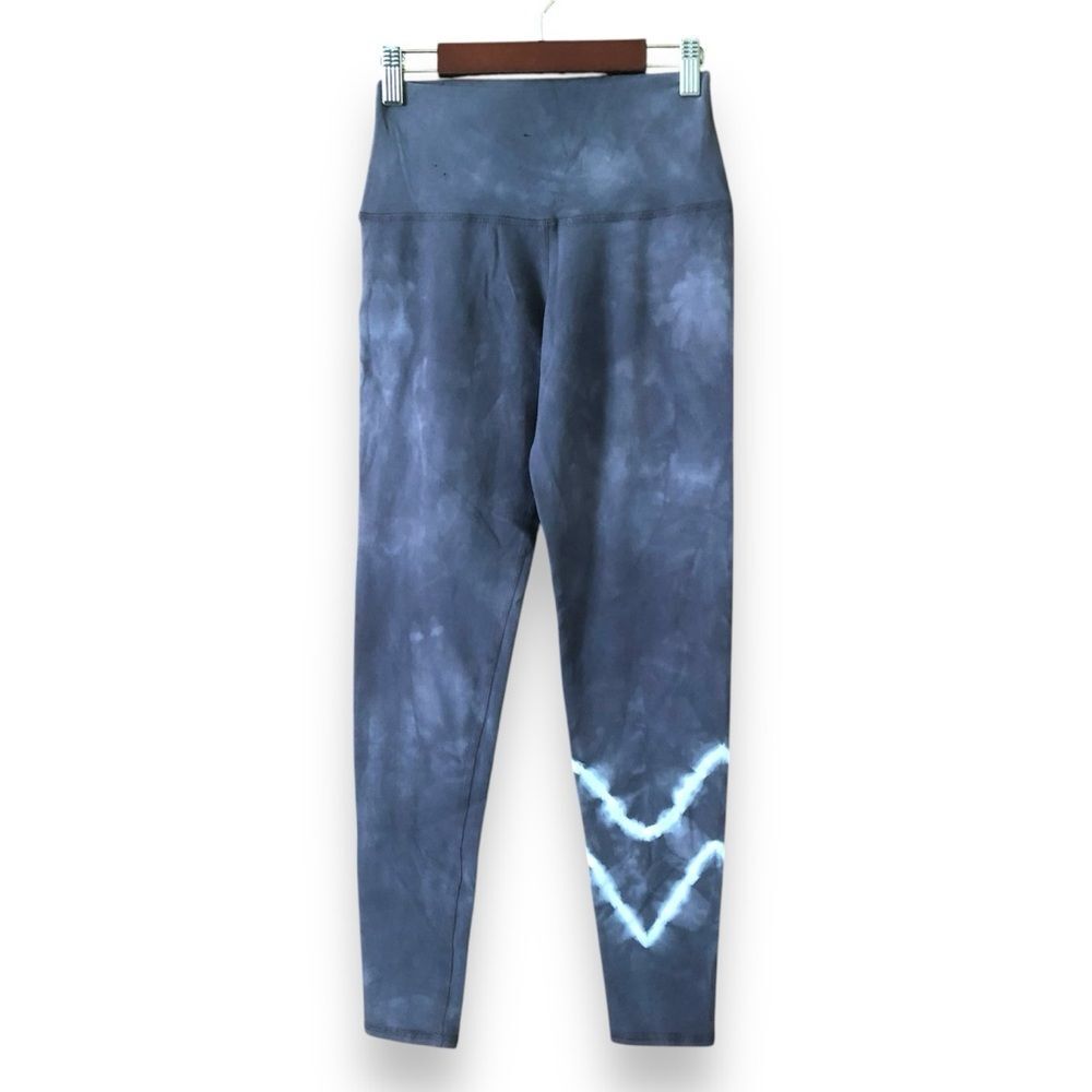 Electric & Rose Sunset Leggings Gray Tie Dye NWT Size Medium Sporty Athletic